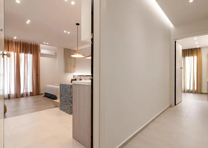 Helena's Retreat * Rhodes City